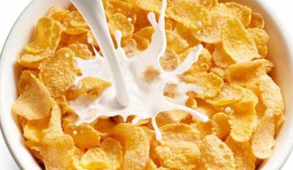 BREAD_CORN-FLAKES-WITH-MILK